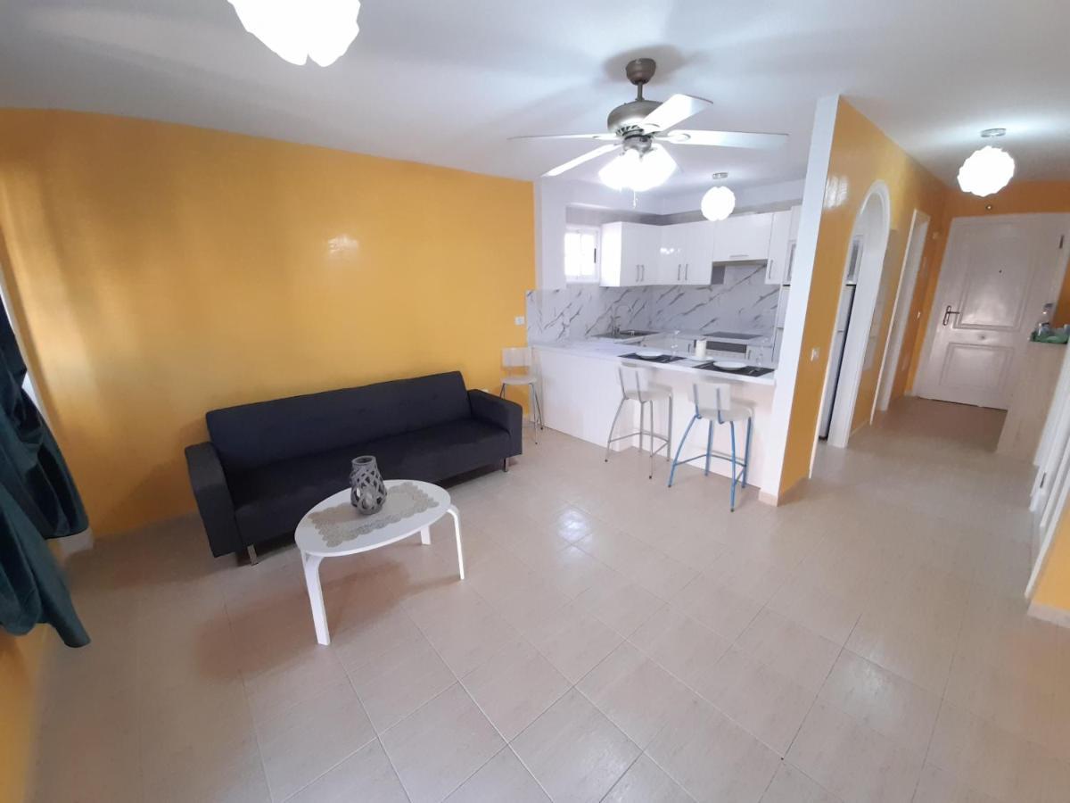 The Heights Deluxe Apartment Arona  Exterior photo